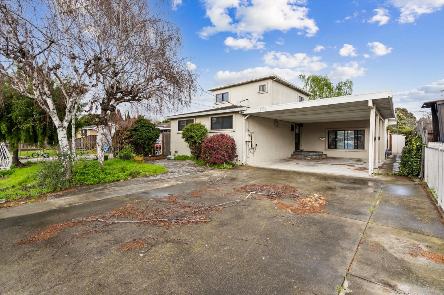 Detail Gallery Image 1 of 1 For 385 Larkspur Dr, East Palo Alto,  CA 94303 - 3 Beds | 2 Baths