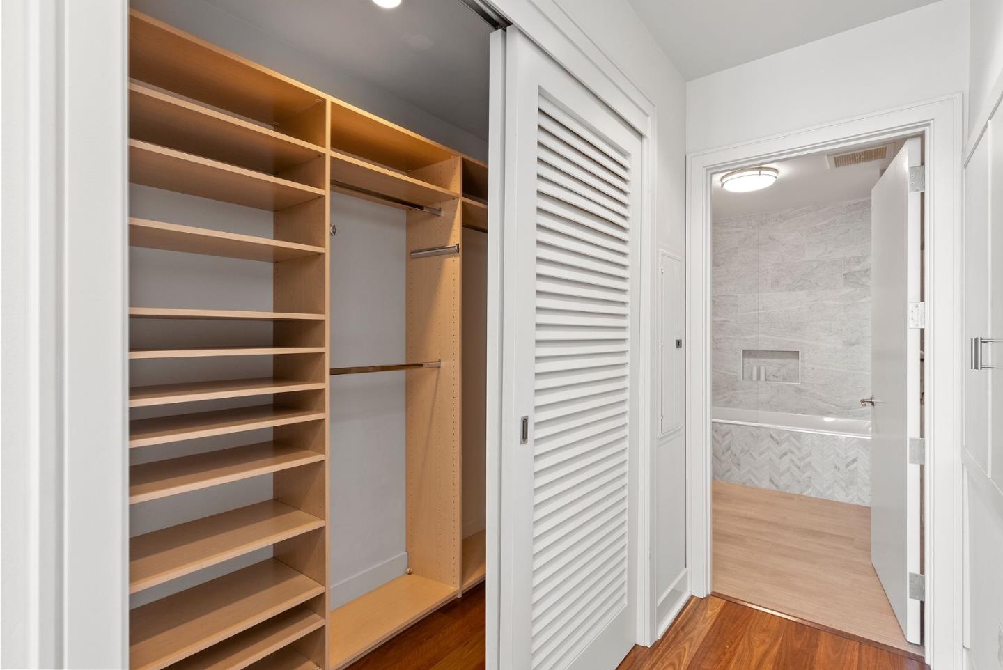 Detail Gallery Image 8 of 36 For 239 Brannan St 18e,  San Francisco,  CA 94107 - 2 Beds | 2 Baths