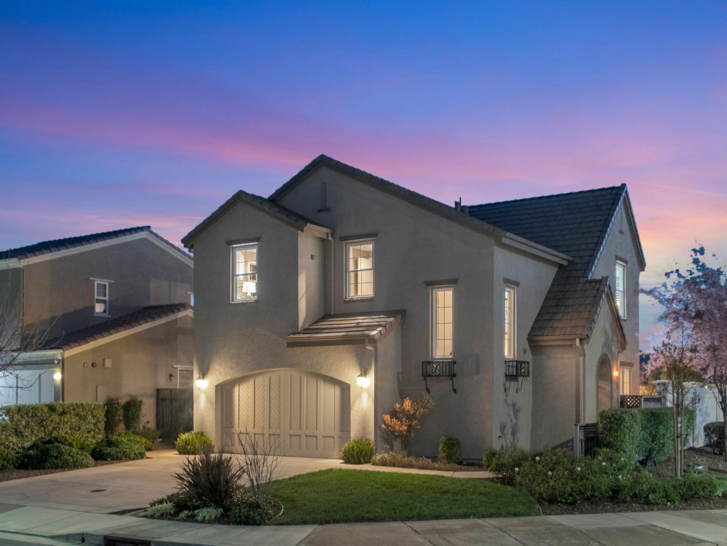 Detail Gallery Image 1 of 1 For 1450 Avenida De Los Padres, Morgan Hill,  CA 95037 - 4 Beds | 2/1 Baths