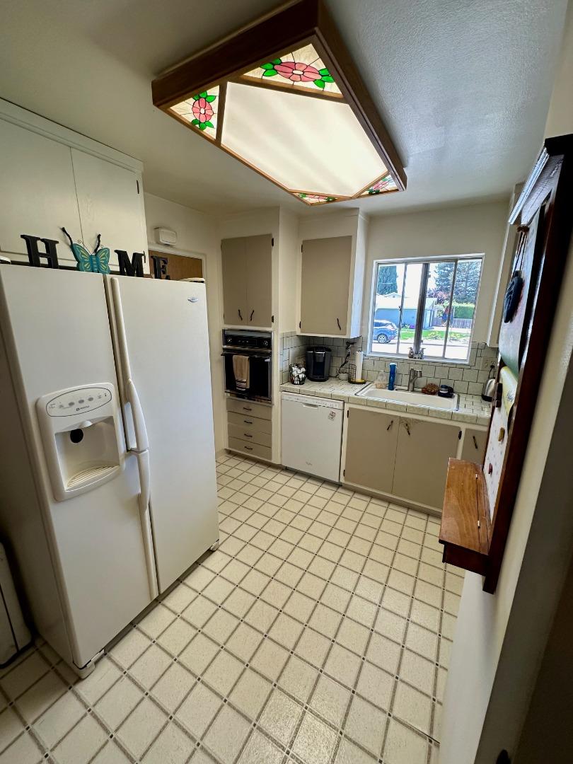 Detail Gallery Image 10 of 32 For 5536 Shana St, Fremont,  CA 94538 - 3 Beds | 2 Baths