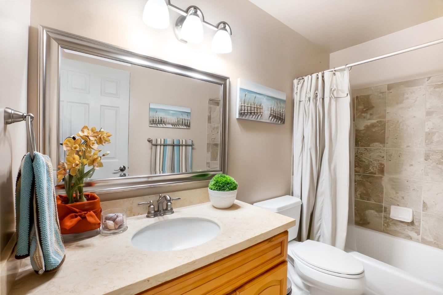 Detail Gallery Image 16 of 25 For 15006 Shasta Ln, Morgan Hill,  CA 95037 - 3 Beds | 2/1 Baths