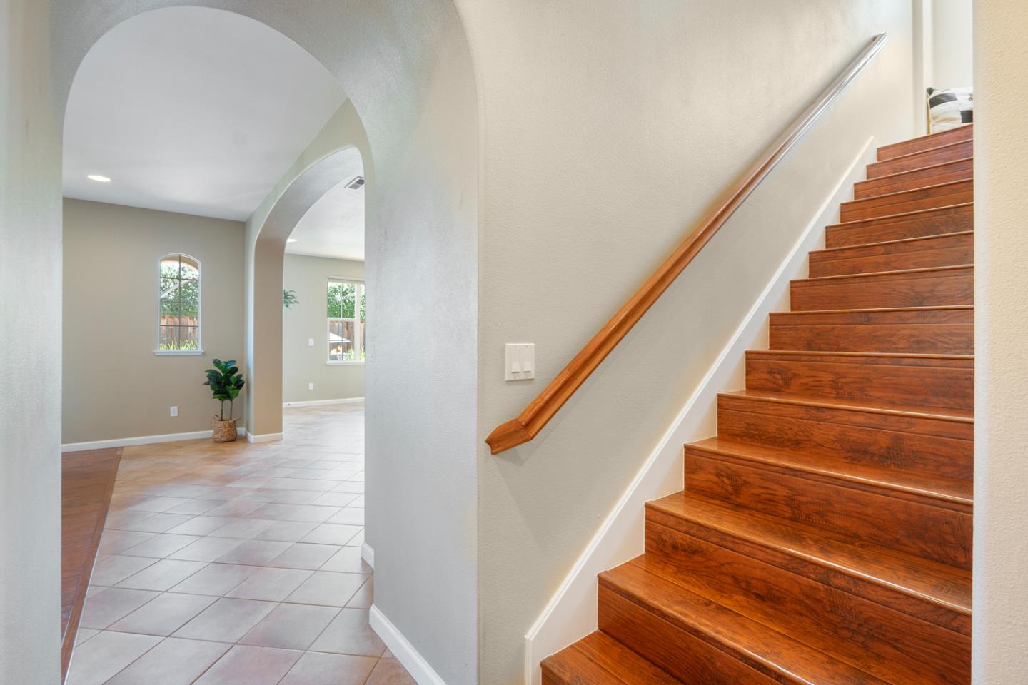 Detail Gallery Image 22 of 63 For 7180 Eagle Ridge Dr, Gilroy,  CA 95020 - 4 Beds | 3/1 Baths