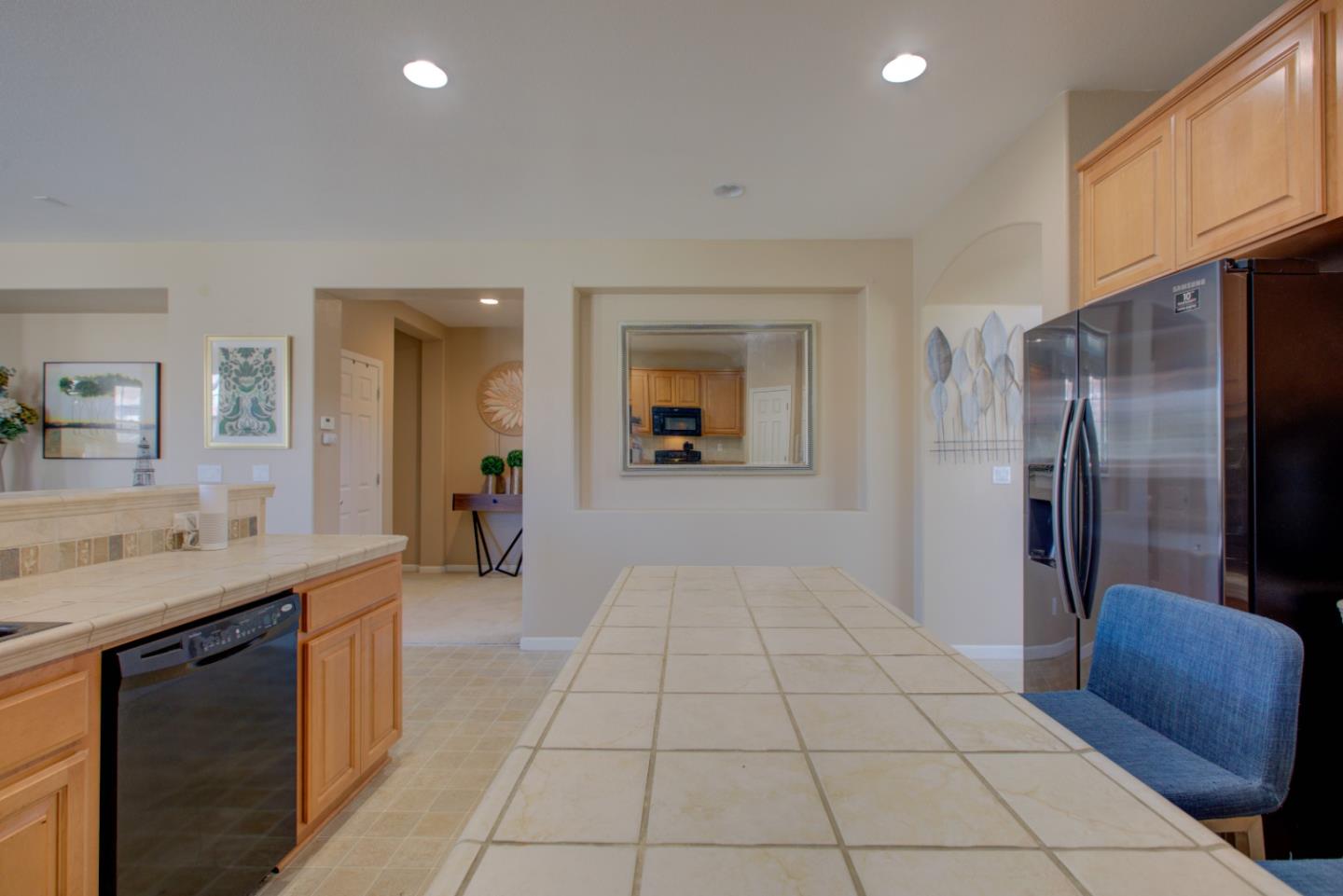 Detail Gallery Image 10 of 54 For 9199 Fairway Ct, Patterson,  CA 95363 - 3 Beds | 2/1 Baths