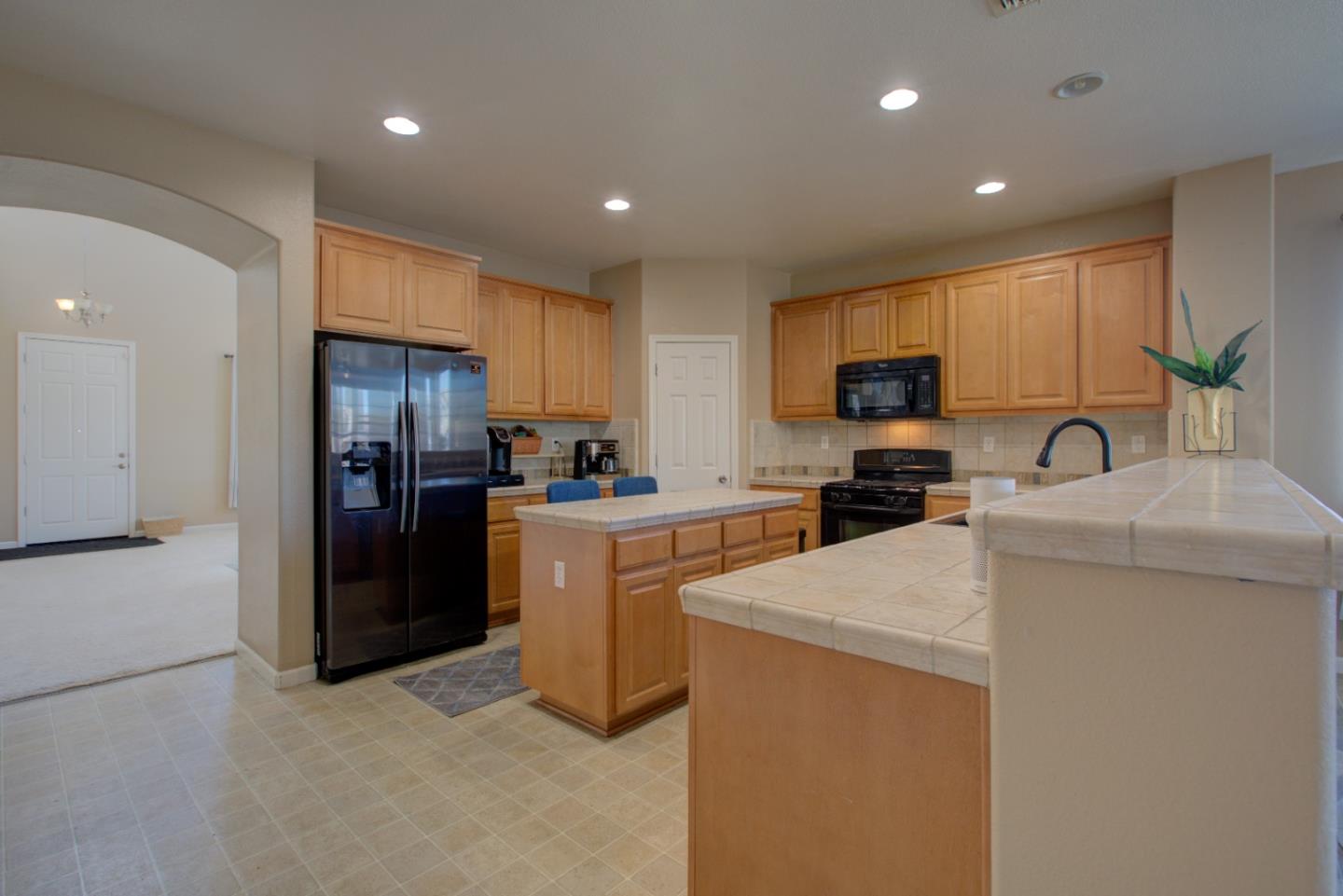 Detail Gallery Image 11 of 54 For 9199 Fairway Ct, Patterson,  CA 95363 - 3 Beds | 2/1 Baths