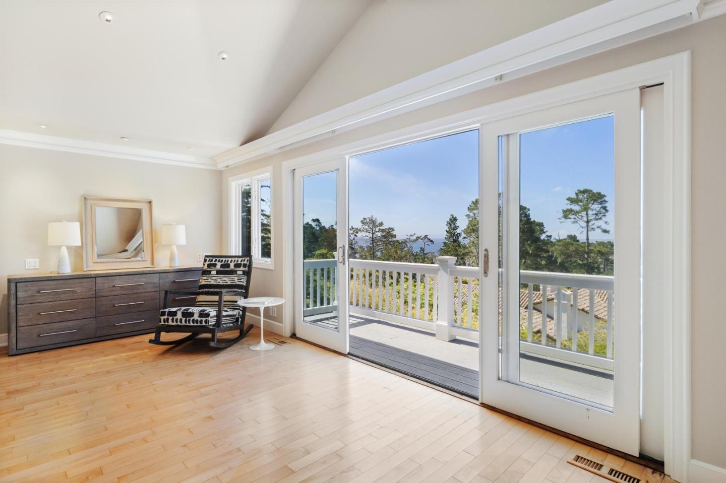 Detail Gallery Image 23 of 68 For 3892 Ronda Rd, Pebble Beach,  CA 93953 - 4 Beds | 4/1 Baths