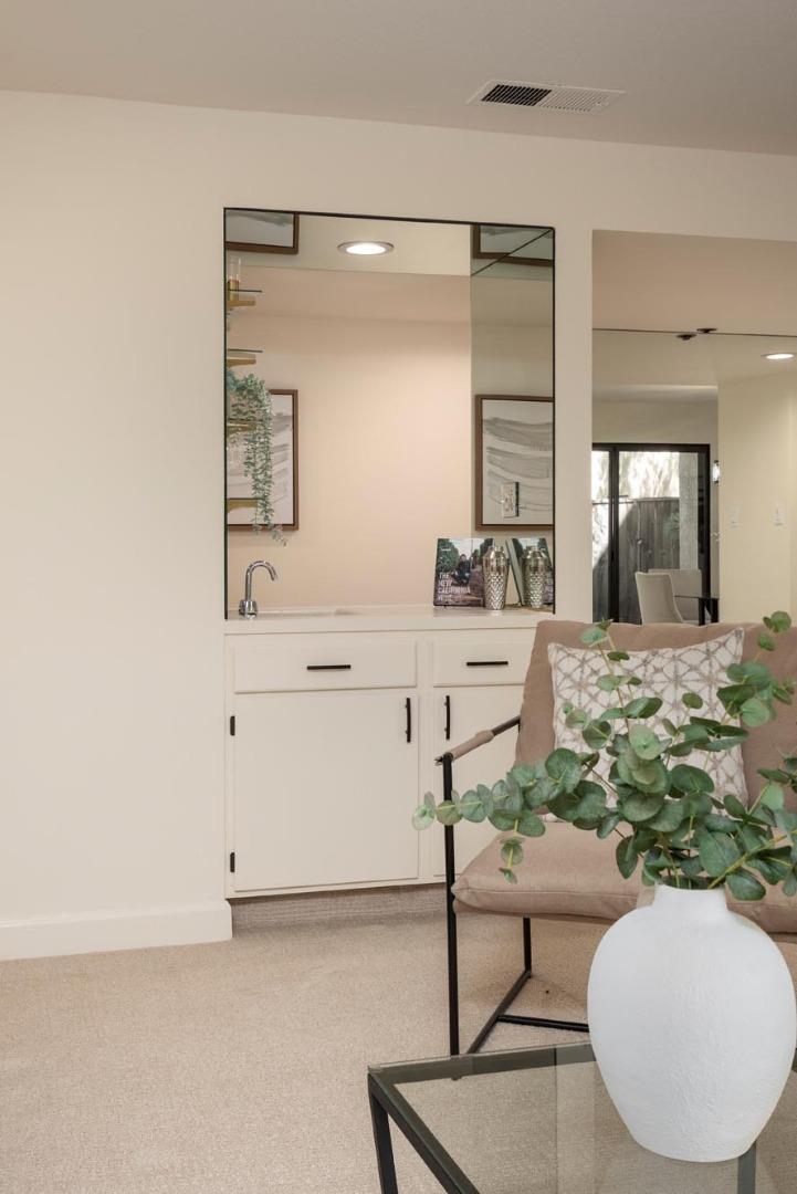Detail Gallery Image 12 of 48 For 35 9th Ave #3,  San Mateo,  CA 94401 - 2 Beds | 2 Baths