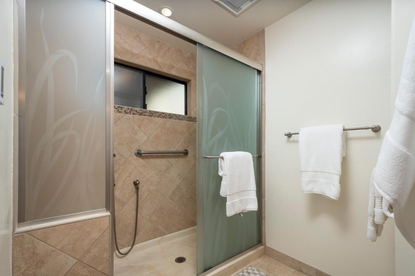Detail Gallery Image 24 of 48 For 35 9th Ave #3,  San Mateo,  CA 94401 - 2 Beds | 2 Baths