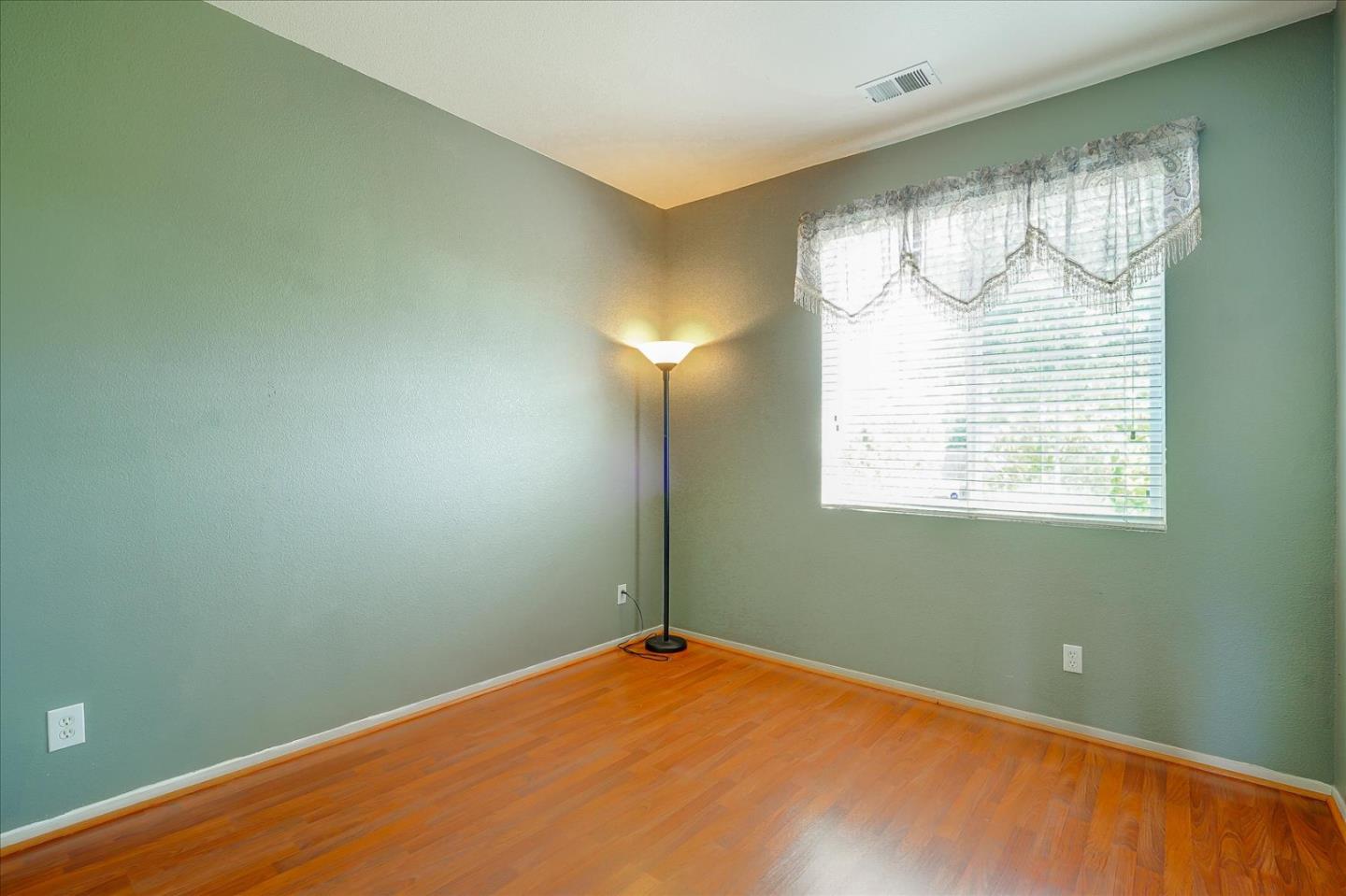 677 Meadow Canyon Dr, Pittsburg, CA 94565 photo 9