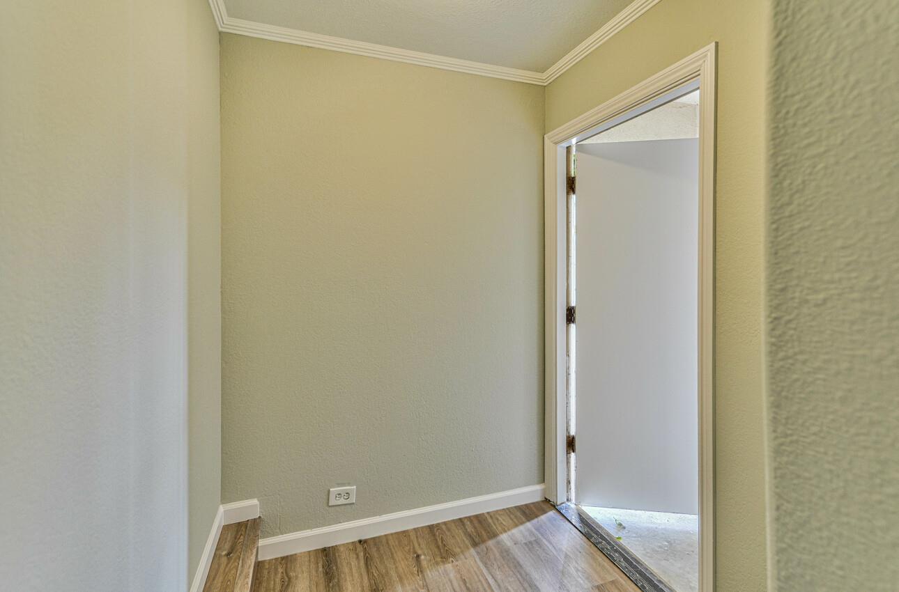 Detail Gallery Image 15 of 30 For 189 San Pablo Ct #2,  Marina,  CA 93933 - 3 Beds | 1/1 Baths