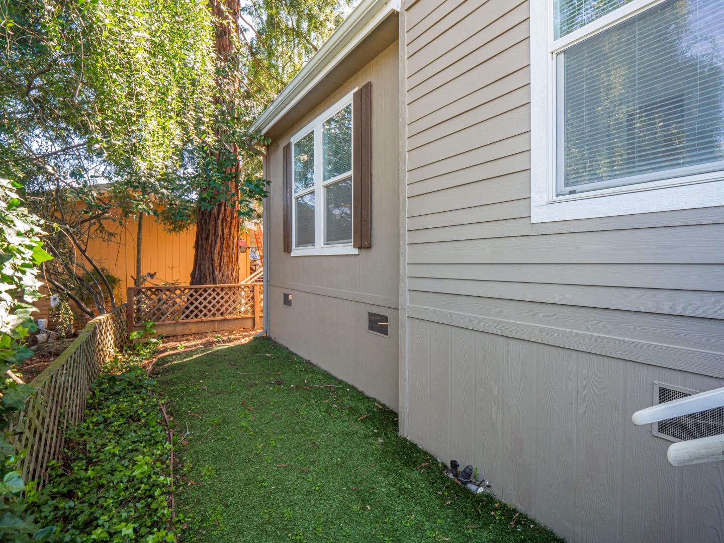 Detail Gallery Image 31 of 38 For 444 Whispering Pines Dr #51,  Scotts Valley,  CA 95066 - 3 Beds | 2 Baths