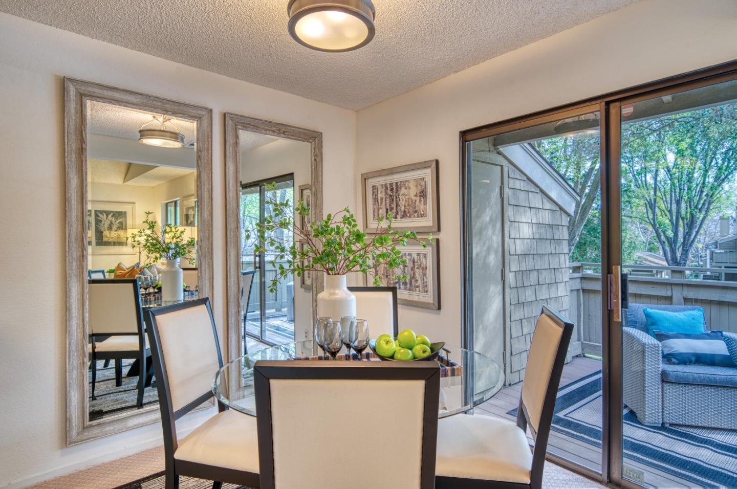 Detail Gallery Image 6 of 30 For 5698 Makati Cir #G,  San Jose,  CA 95123 - 1 Beds | 1 Baths