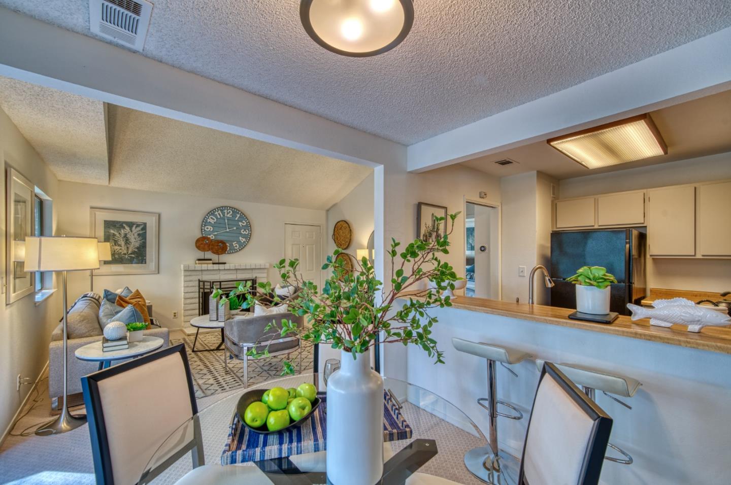 Detail Gallery Image 9 of 30 For 5698 Makati Cir #G,  San Jose,  CA 95123 - 1 Beds | 1 Baths
