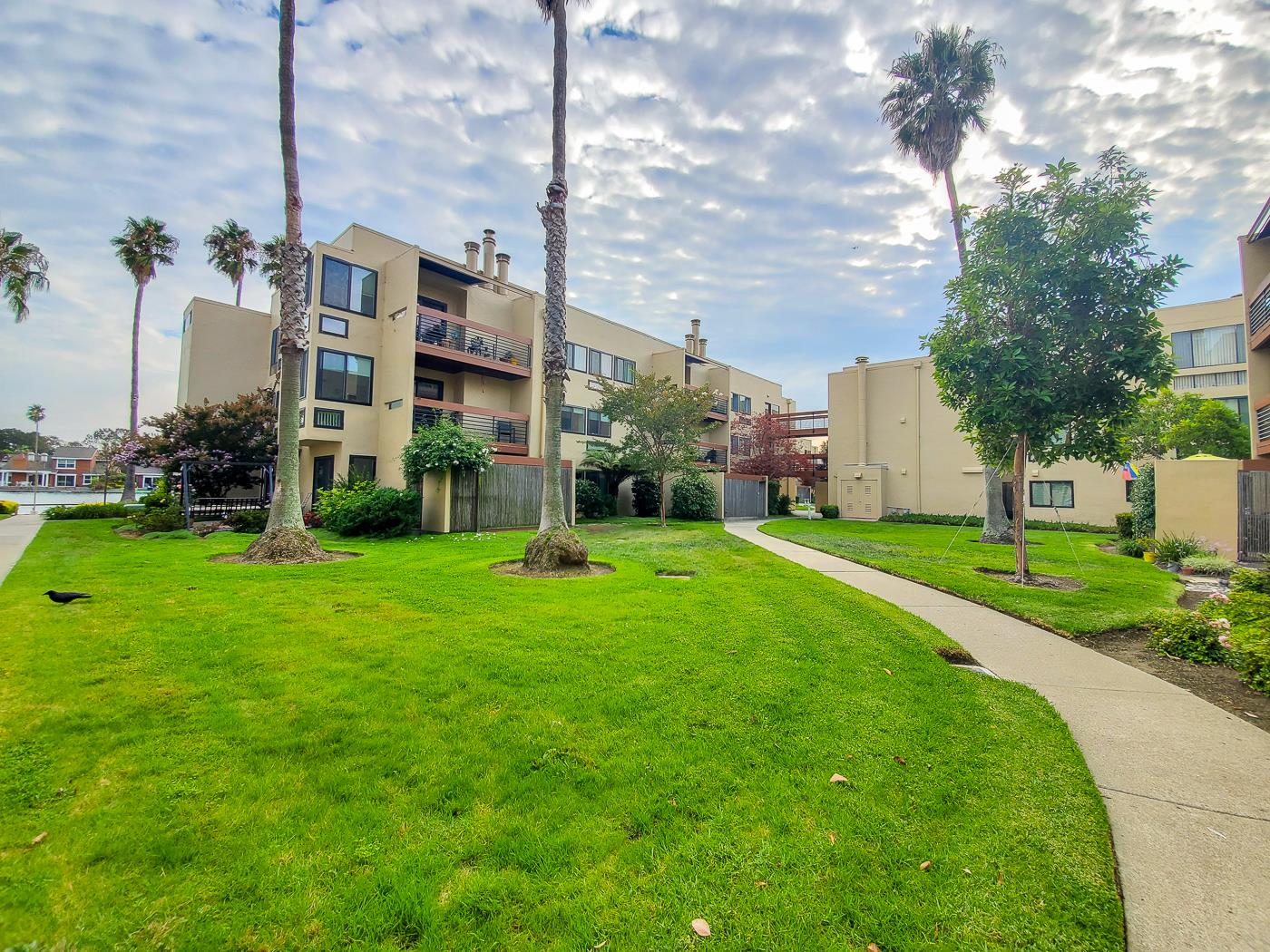 Detail Gallery Image 4 of 22 For 922 Beach Park Blvd #33,  Foster City,  CA 94404 - 2 Beds | 2 Baths