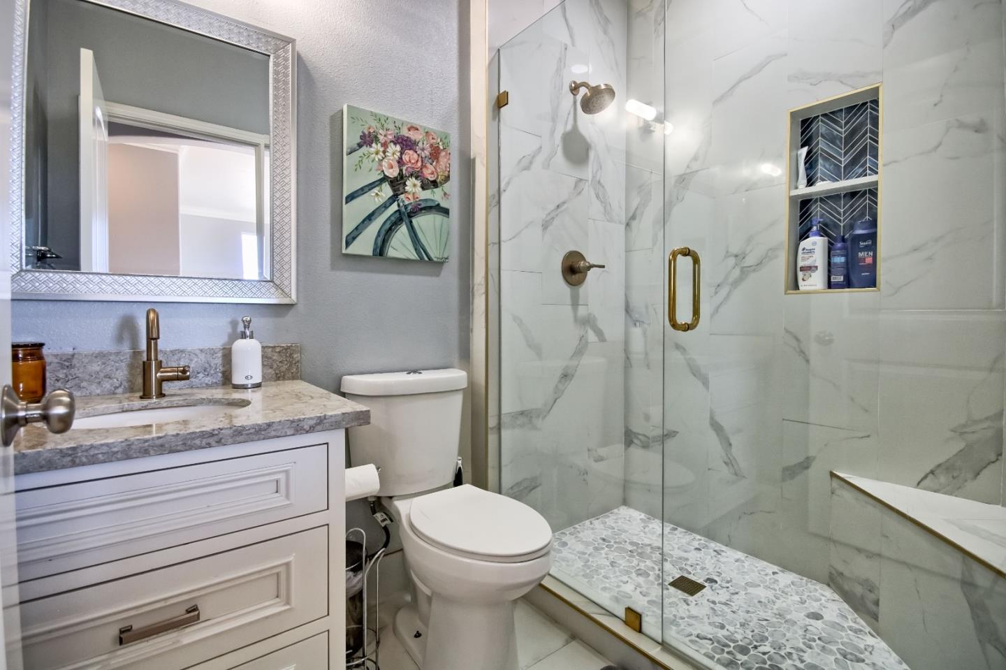 Detail Gallery Image 30 of 34 For 1624 Piazza Dr, Salinas,  CA 93905 - 5 Beds | 2/1 Baths
