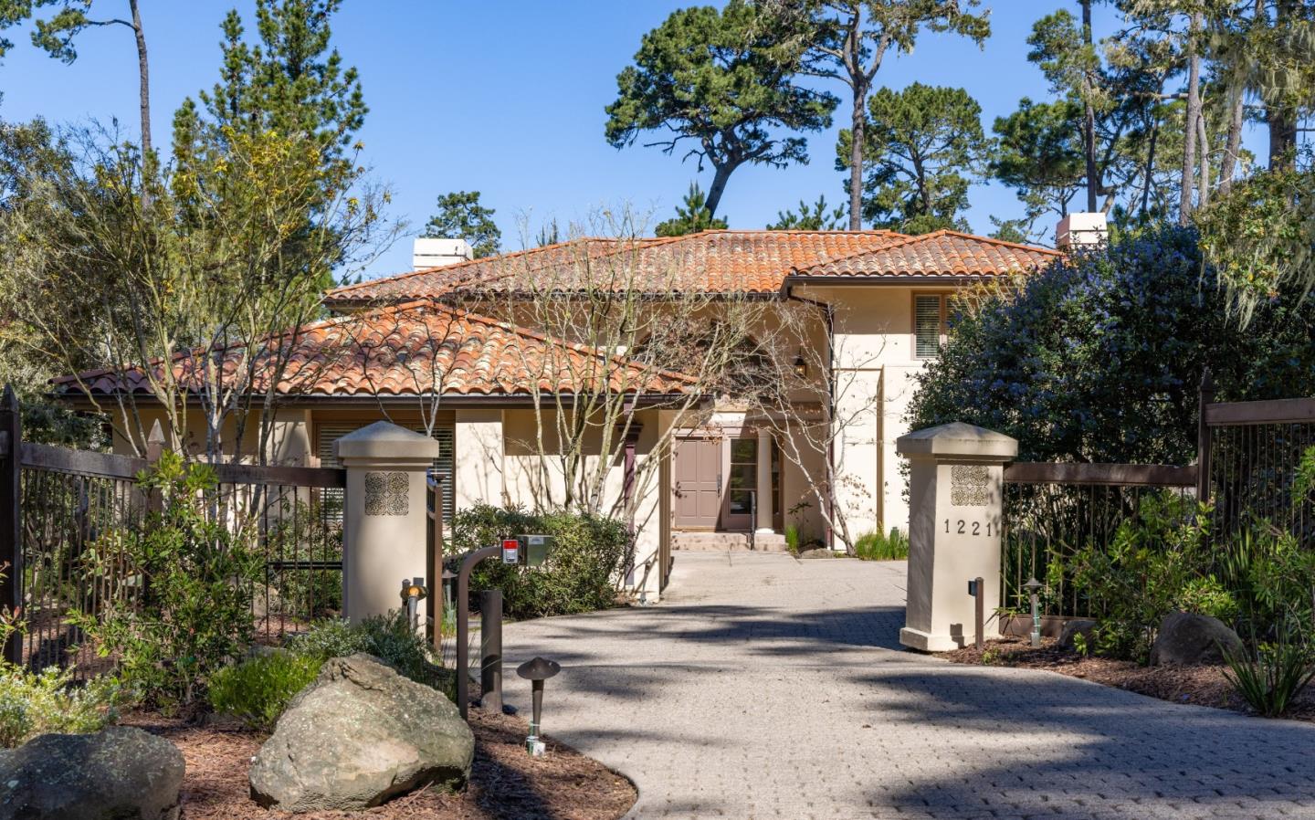 1221 Benbow Place, Pebble Beach, CA 