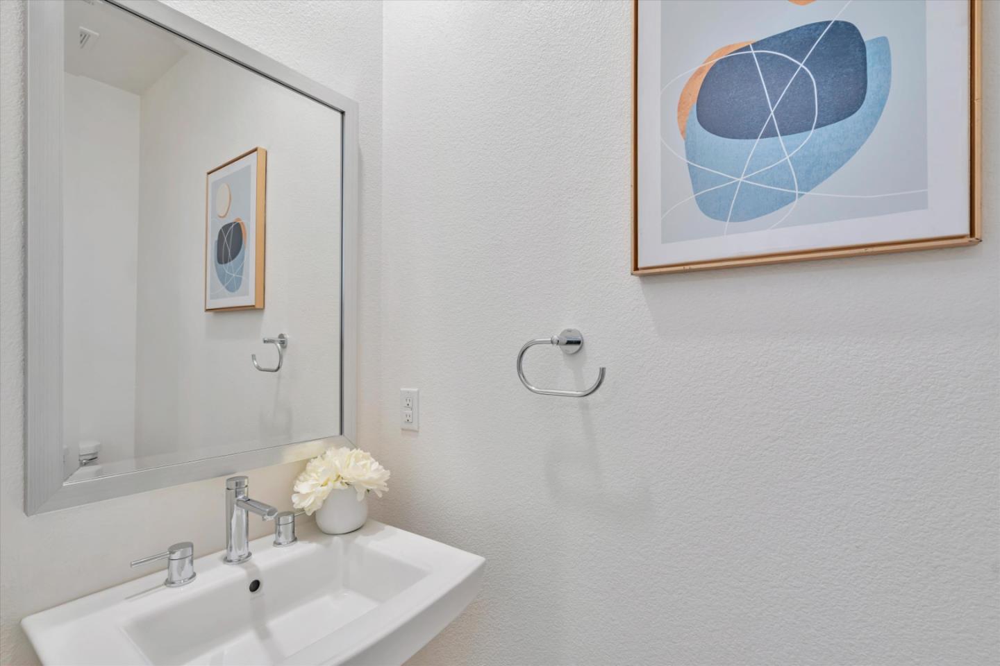 Detail Gallery Image 28 of 40 For 2266 Mora Pl, Mountain View,  CA 94040 - 2 Beds | 2/1 Baths