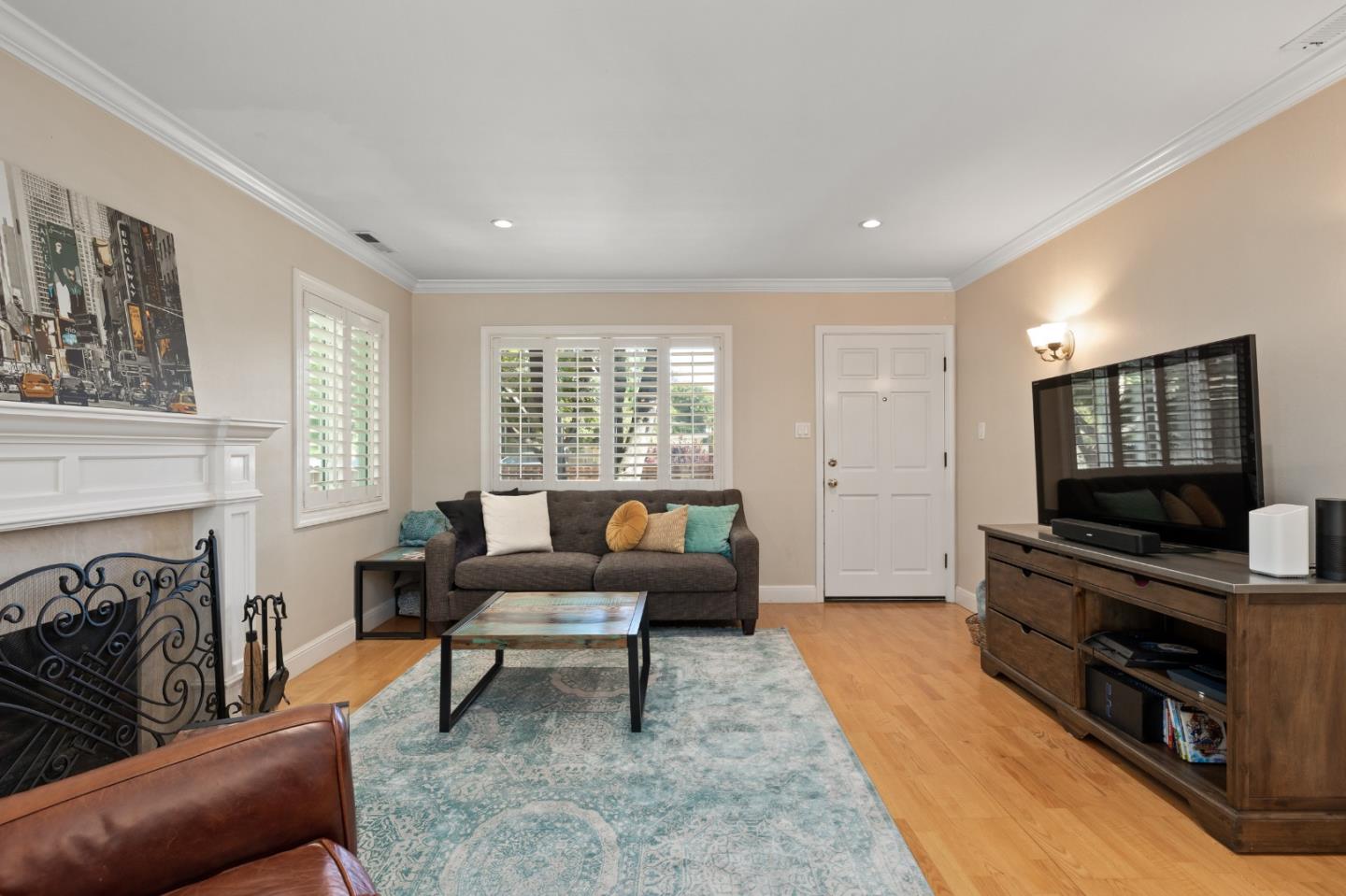 Detail Gallery Image 6 of 21 For 3172 Morris Dr, Palo Alto,  CA 94303 - 3 Beds | 2 Baths