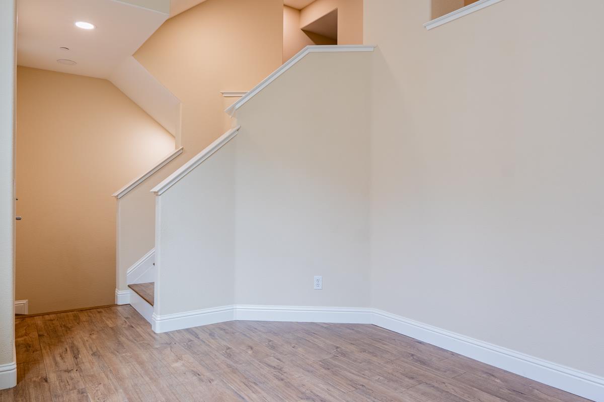 Detail Gallery Image 5 of 42 For 18421 Opal Ln, Morgan Hill,  CA 95037 - 2 Beds | 2/1 Baths
