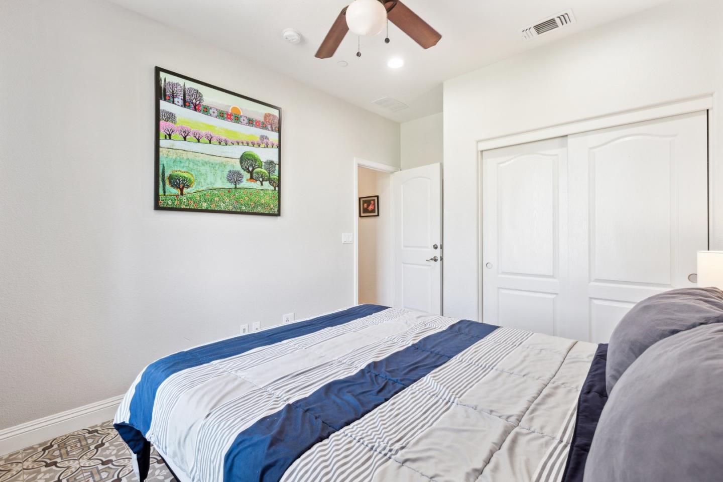 Detail Gallery Image 28 of 39 For 1213 Hamilton Dr, Hollister,  CA 95023 - 3 Beds | 2 Baths