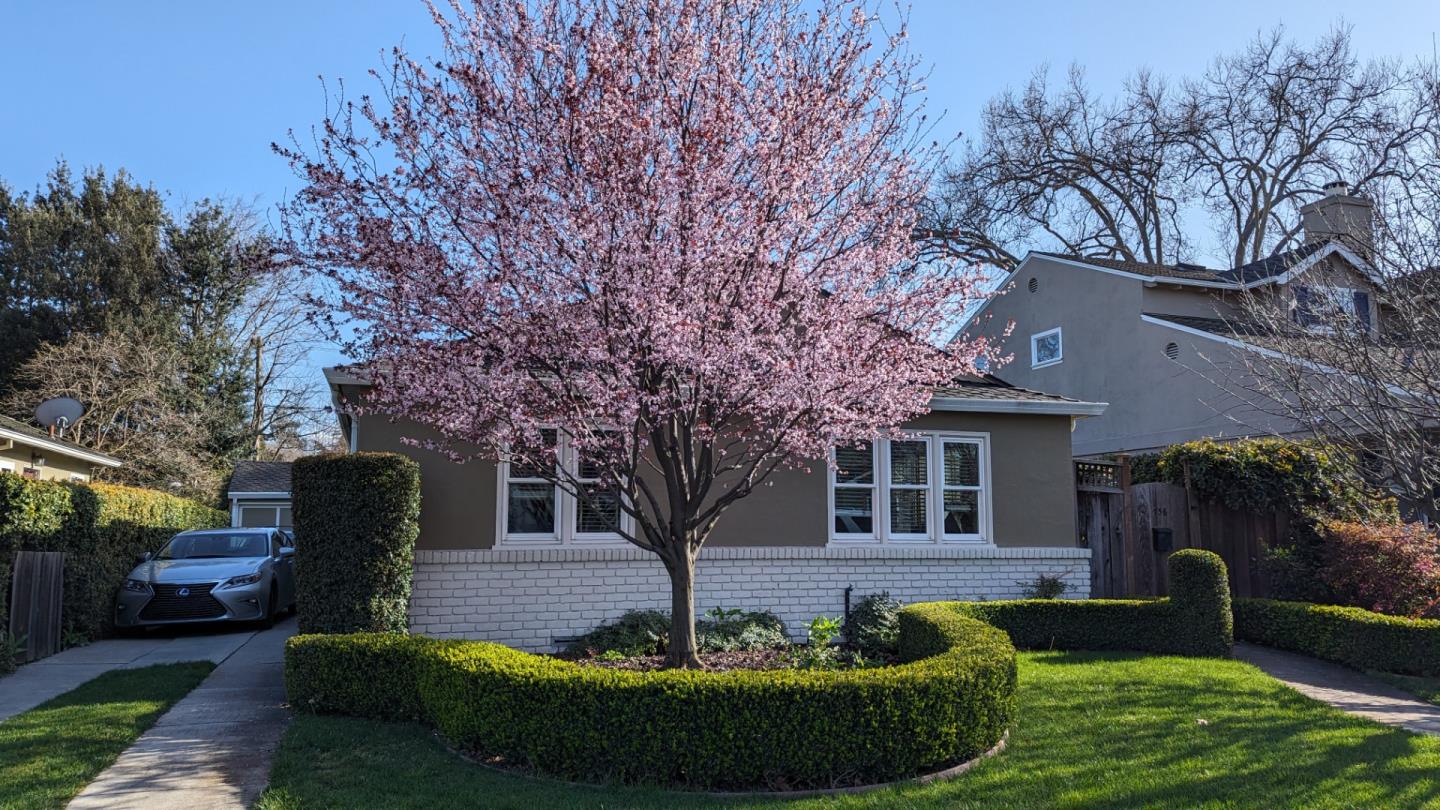 Detail Gallery Image 1 of 1 For 756 Poplar St, Santa Clara,  CA 95050 - 2 Beds | 2 Baths