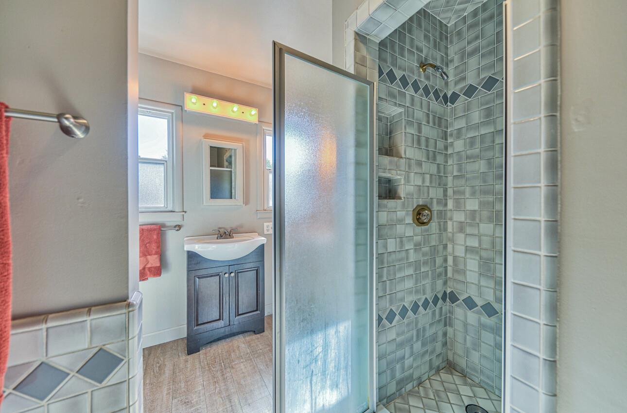 Detail Gallery Image 25 of 30 For 216 N San Miguel Ave, Salinas,  CA 93901 - 3 Beds | 1 Baths
