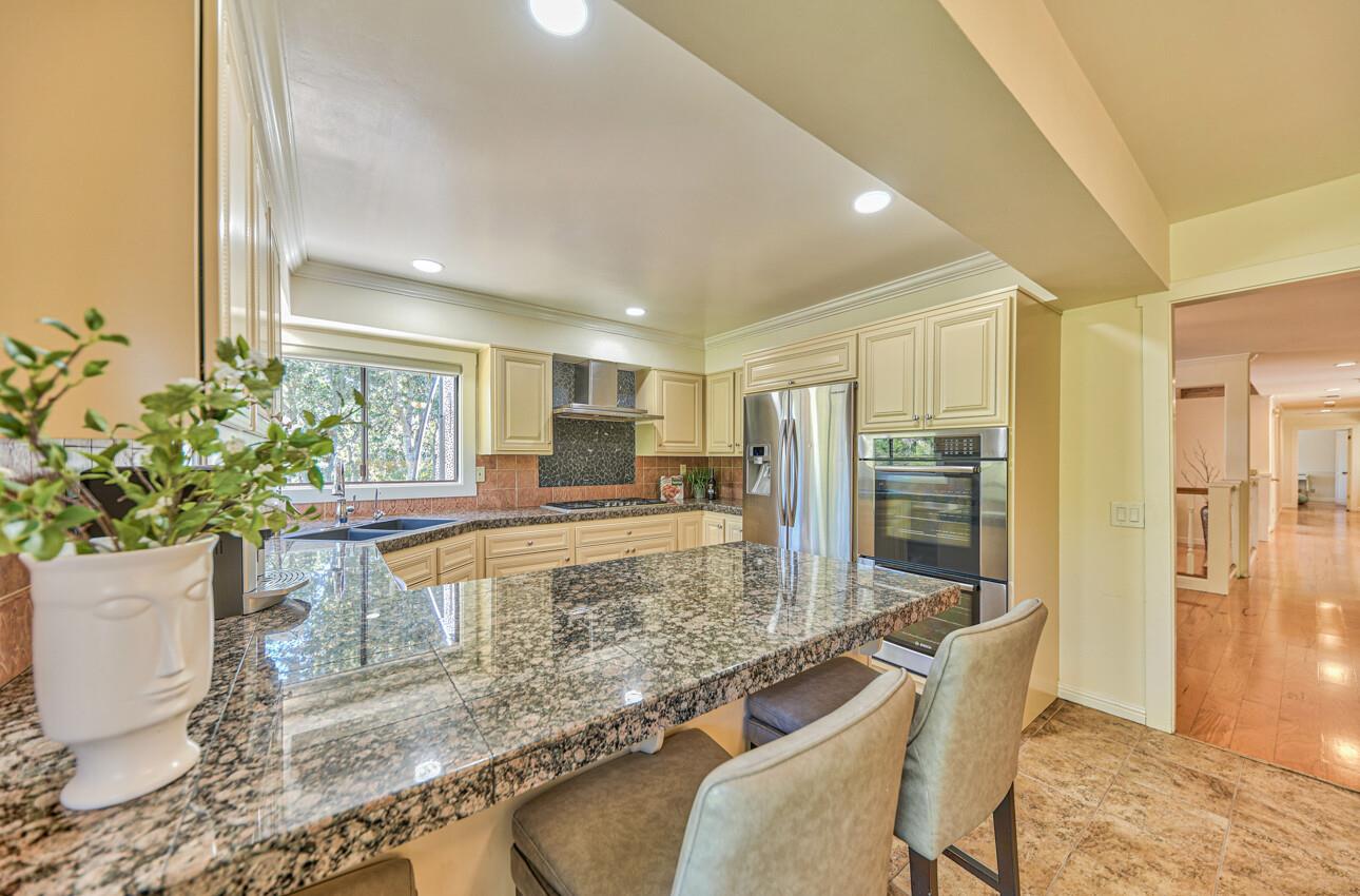 Detail Gallery Image 15 of 54 For 24925 Pine Hills Dr, Carmel,  CA 93923 - 4 Beds | 3/1 Baths