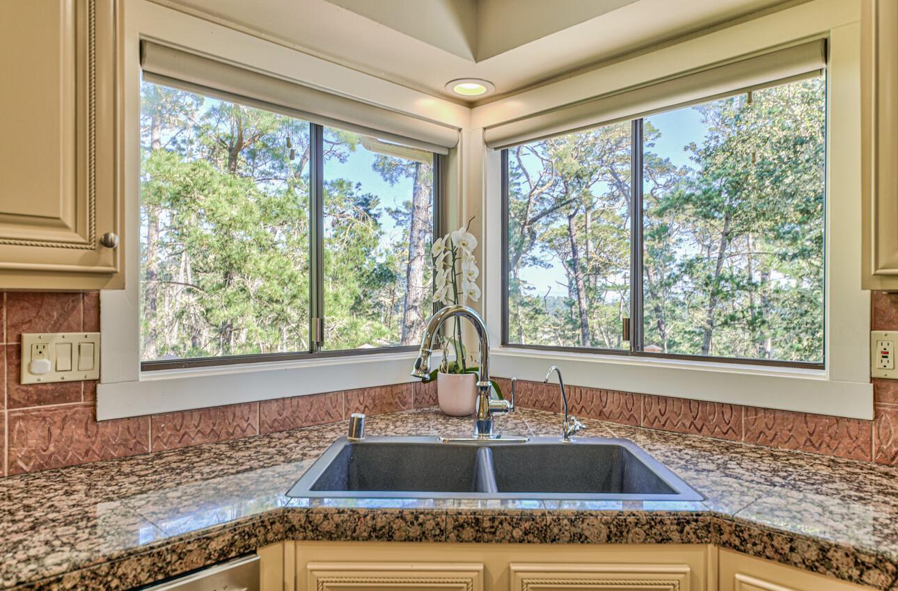 Detail Gallery Image 16 of 54 For 24925 Pine Hills Dr, Carmel,  CA 93923 - 4 Beds | 3/1 Baths