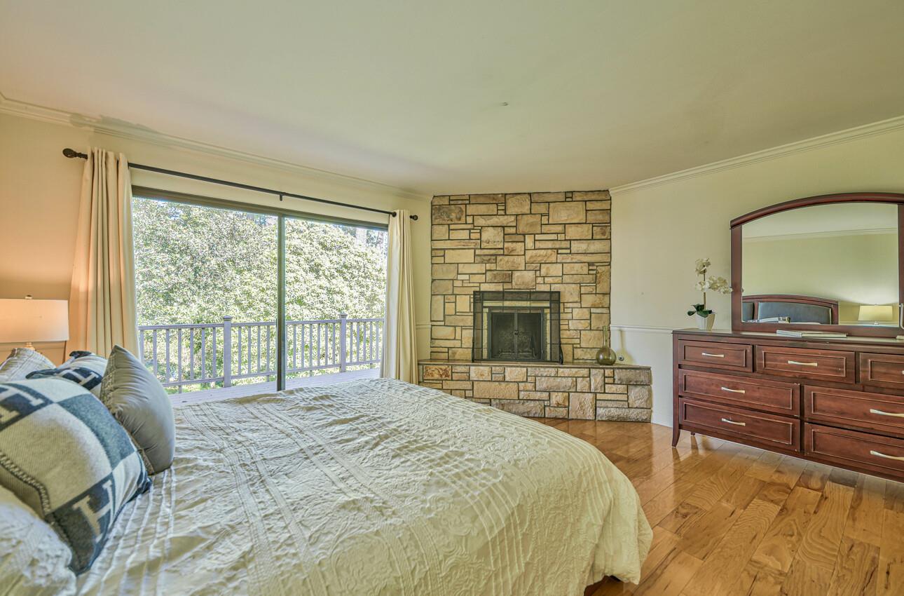 Detail Gallery Image 21 of 54 For 24925 Pine Hills Dr, Carmel,  CA 93923 - 4 Beds | 3/1 Baths