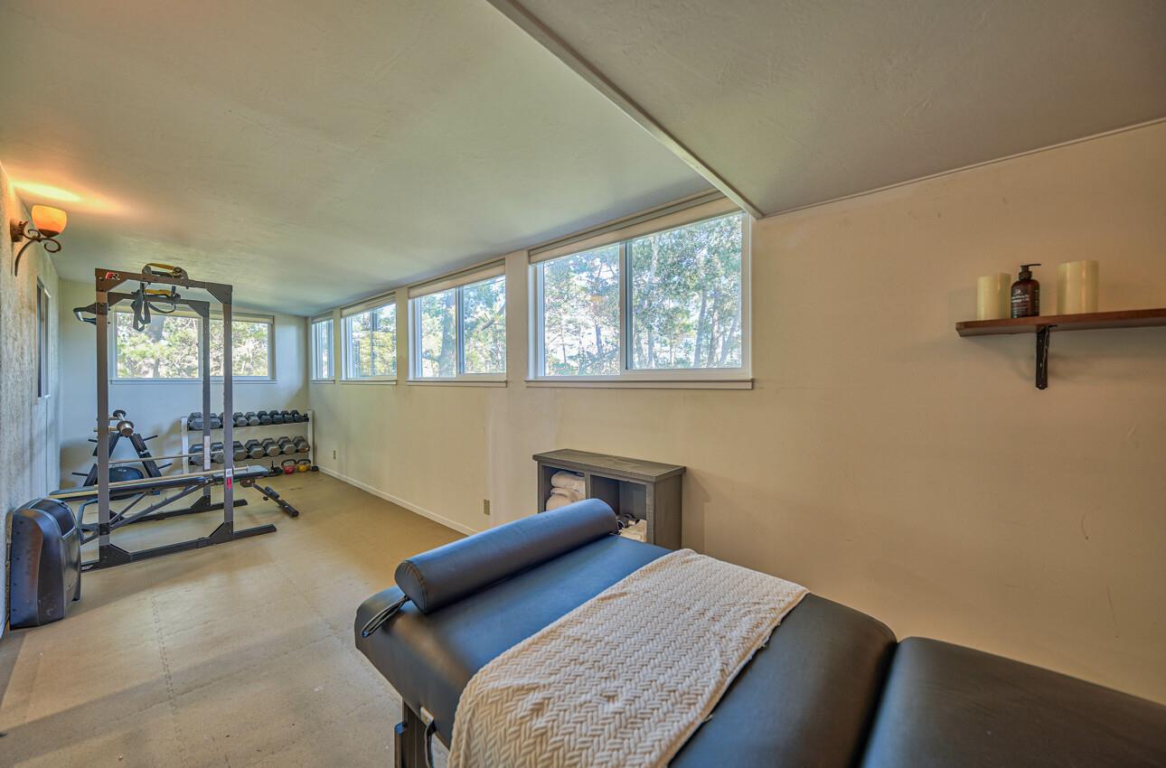 Detail Gallery Image 38 of 54 For 24925 Pine Hills Dr, Carmel,  CA 93923 - 4 Beds | 3/1 Baths
