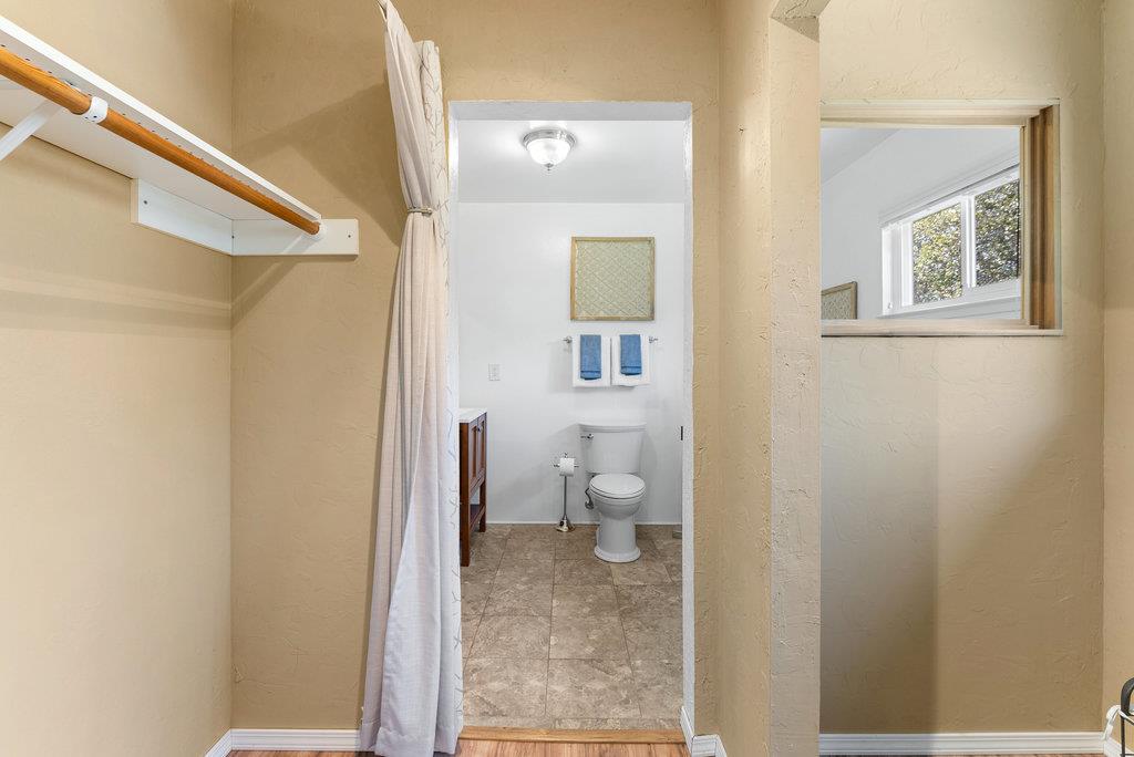 Detail Gallery Image 19 of 39 For 19080 Oak Heights Dr, Salinas,  CA 93907 - 3 Beds | 2 Baths