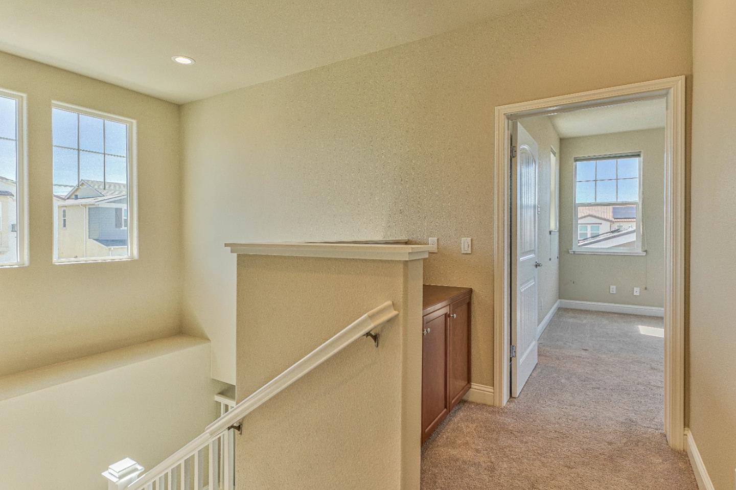 Detail Gallery Image 22 of 38 For 477 Mckinley Dr, Marina,  CA 93933 - 3 Beds | 2/1 Baths