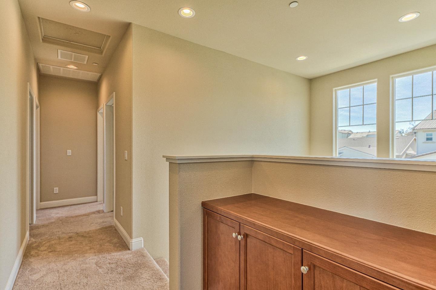 Detail Gallery Image 23 of 38 For 477 Mckinley Dr, Marina,  CA 93933 - 3 Beds | 2/1 Baths