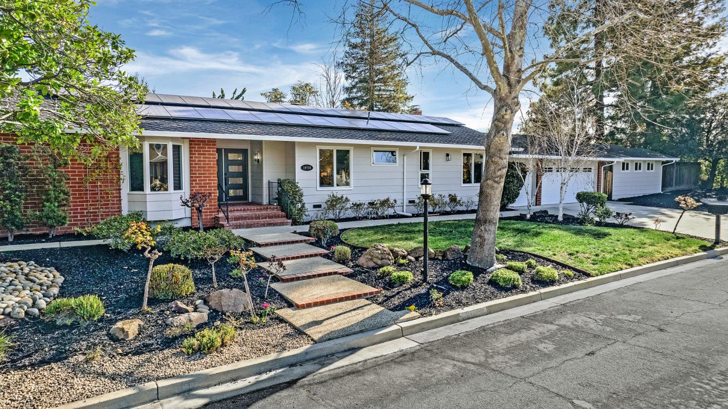 Detail Gallery Image 1 of 42 For 19735 Solana Dr, Saratoga,  CA 95070 - 4 Beds | 2 Baths