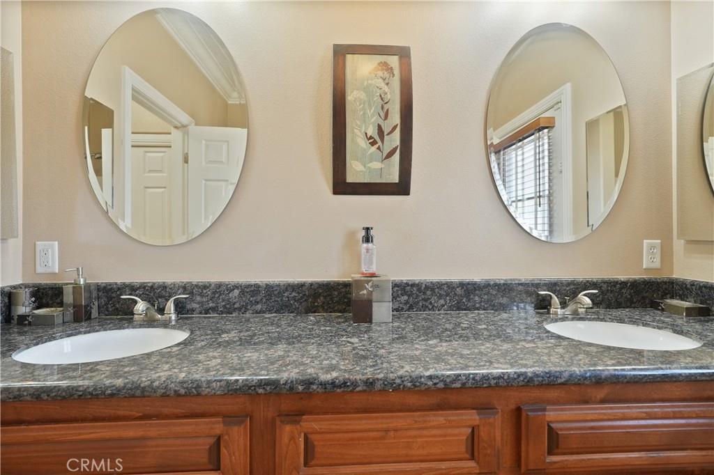 Detail Gallery Image 19 of 34 For 18510 Mockingbird Canyon Rd, Riverside,  CA 92504 - 7 Beds | 2 Baths