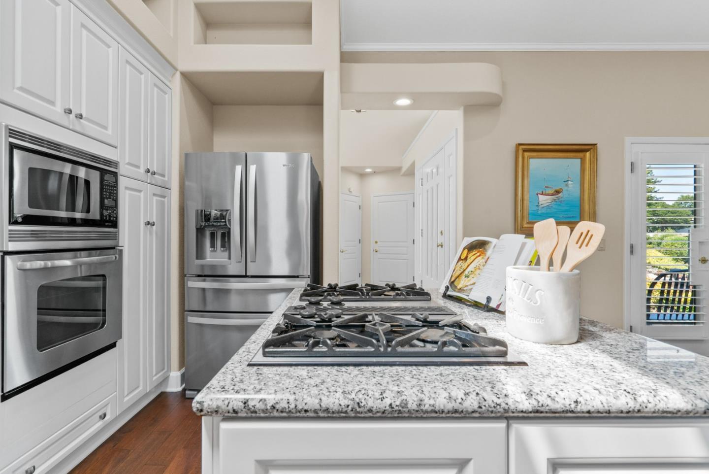 Detail Gallery Image 14 of 52 For 125 Bryce Ct, Aptos,  CA 95003 - 3 Beds | 2/1 Baths