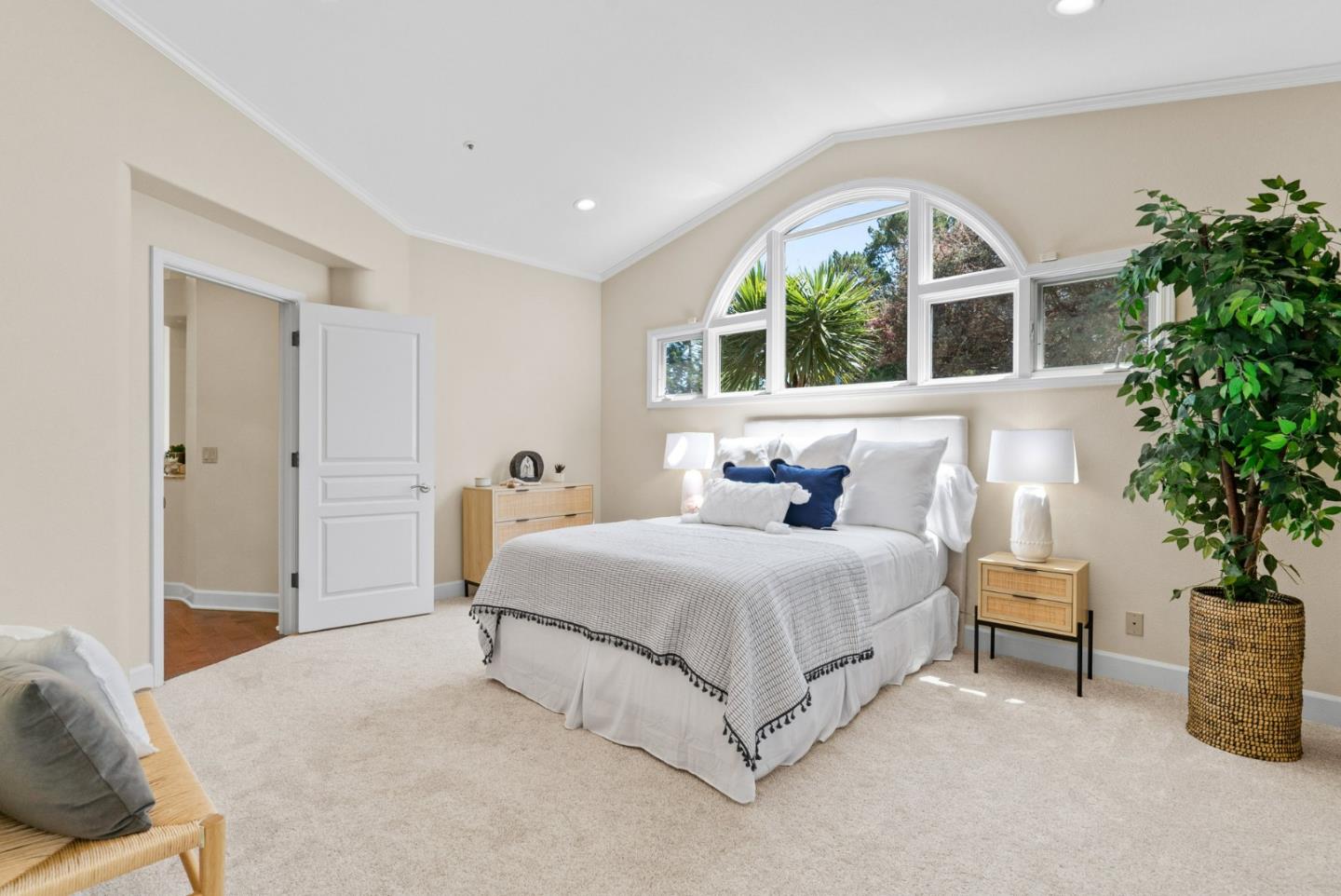 Detail Gallery Image 30 of 52 For 125 Bryce Ct, Aptos,  CA 95003 - 3 Beds | 2/1 Baths