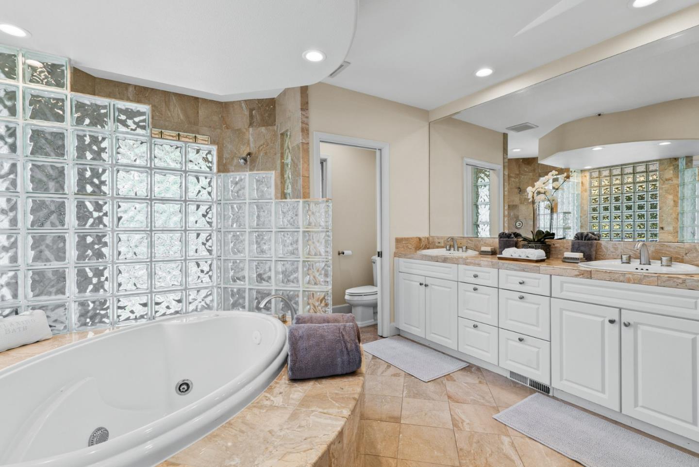 Detail Gallery Image 32 of 52 For 125 Bryce Ct, Aptos,  CA 95003 - 3 Beds | 2/1 Baths