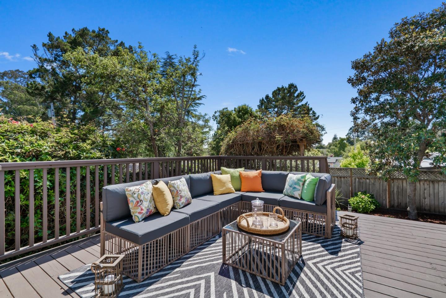 Detail Gallery Image 38 of 52 For 125 Bryce Ct, Aptos,  CA 95003 - 3 Beds | 2/1 Baths