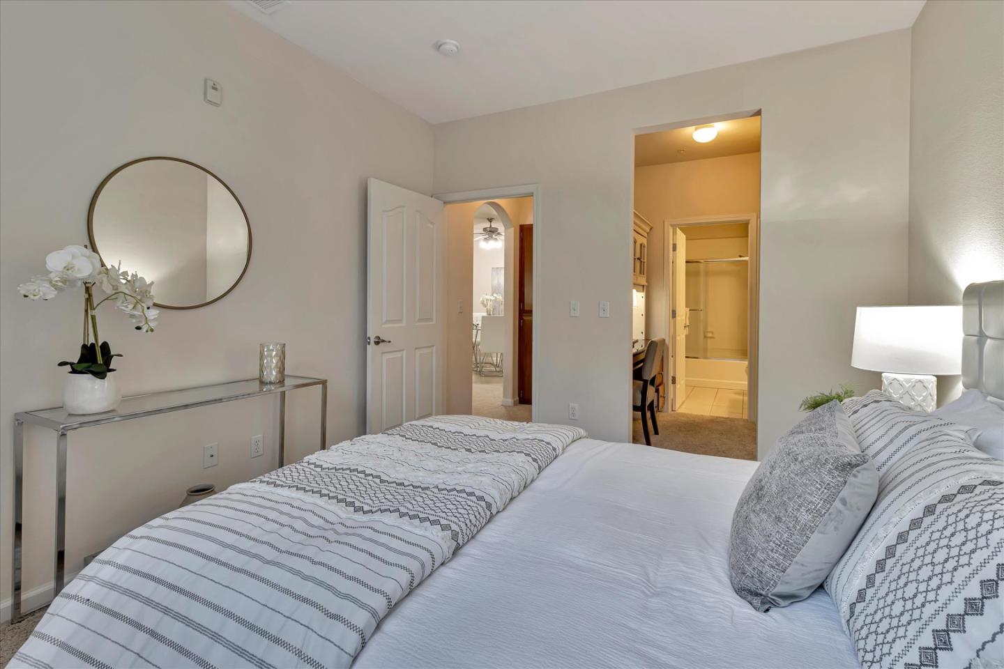 Detail Gallery Image 18 of 33 For 801 S Winchester Blvd #6102,  San Jose,  CA 95128 - 2 Beds | 2 Baths
