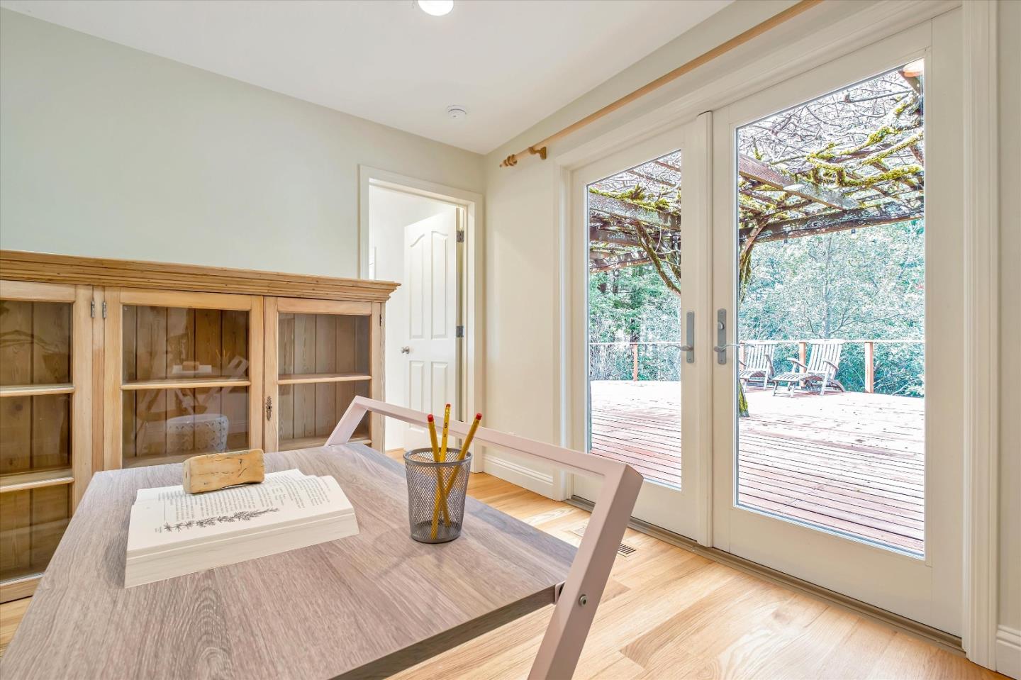 Detail Gallery Image 25 of 40 For 24995 Skyland Rd, Los Gatos,  CA 95033 - 4 Beds | 2/1 Baths