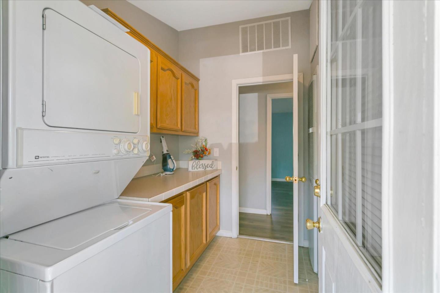 Detail Gallery Image 10 of 40 For 6130 Monterey Rd #142,  San Jose,  CA 95138 - 3 Beds | 2 Baths