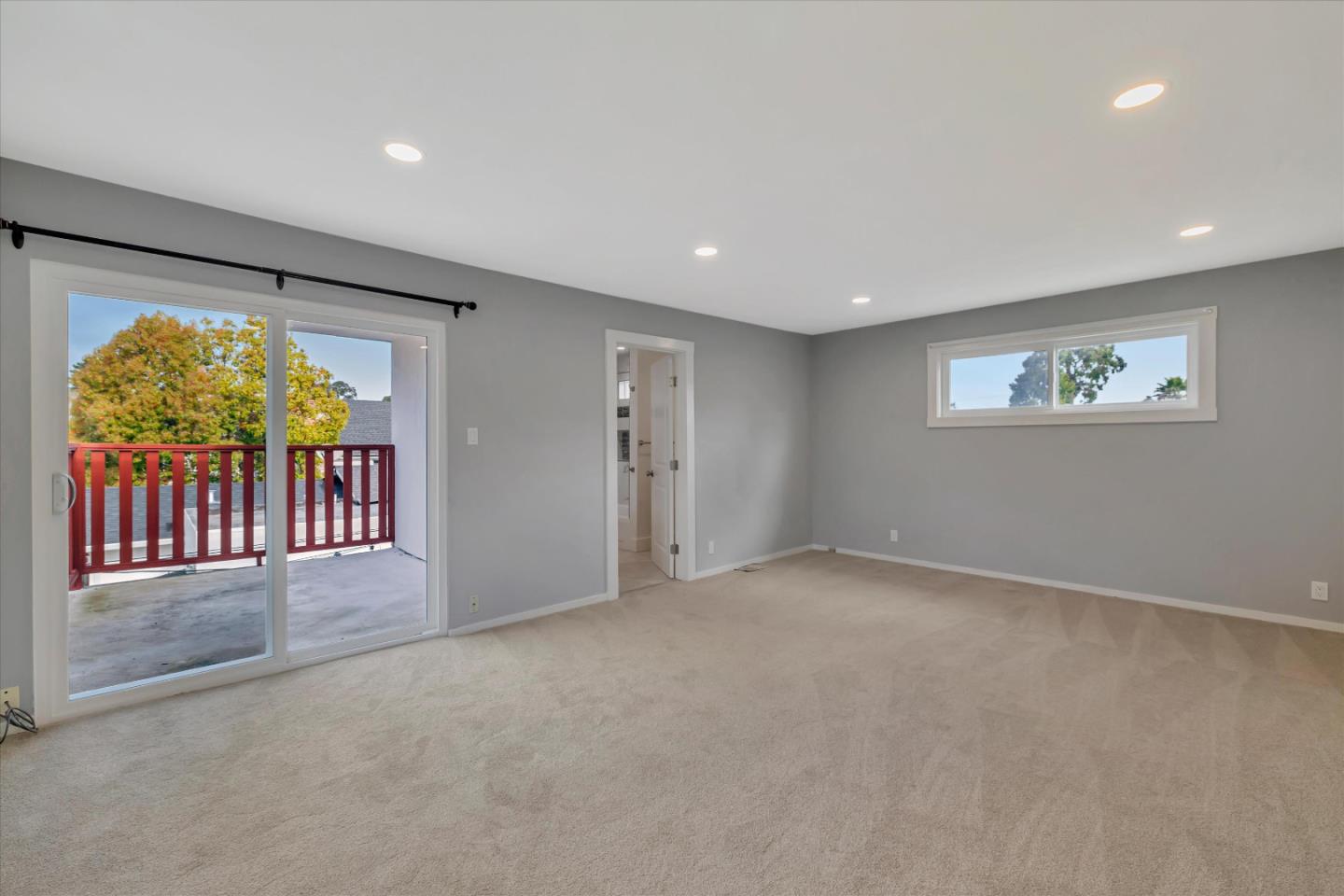 Detail Gallery Image 31 of 43 For 1213 Balboa Ave, Burlingame,  CA 94010 - 4 Beds | 2/1 Baths