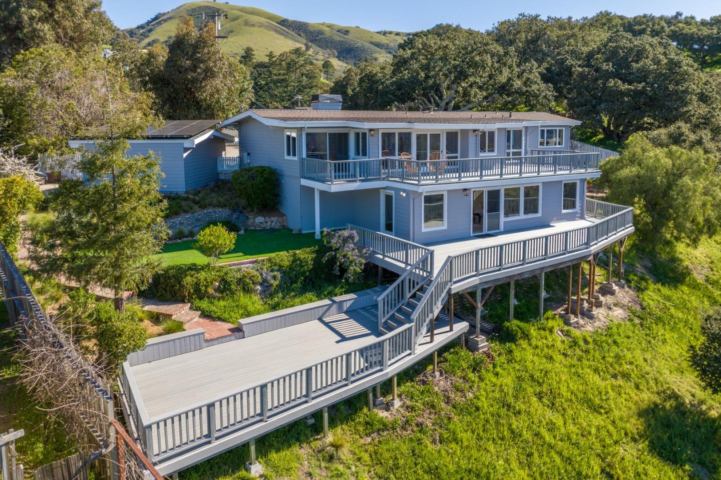 Detail Gallery Image 1 of 1 For 4 Pablo Pl, Carmel Valley,  CA 93924 - 4 Beds | 2/1 Baths