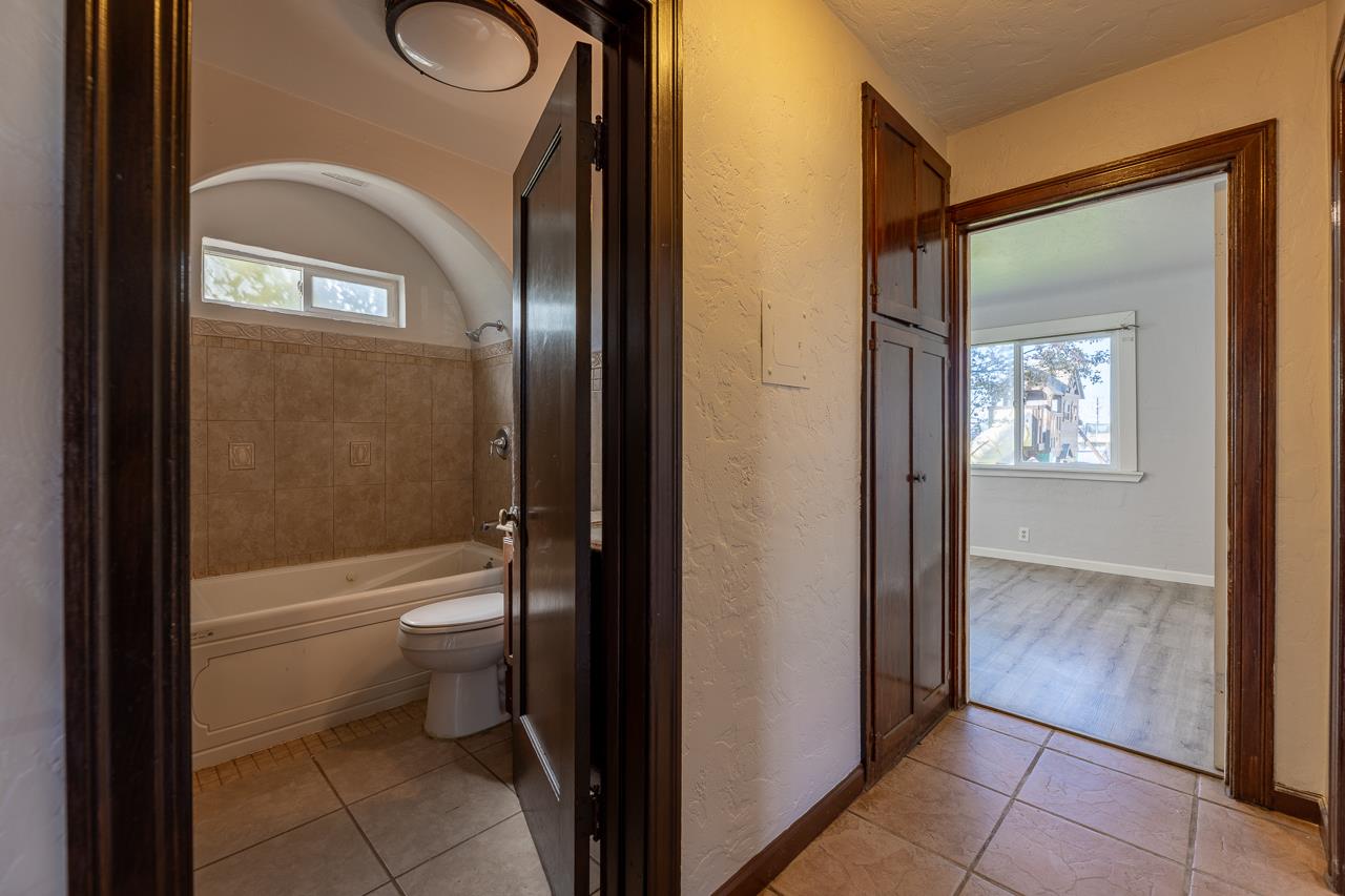Detail Gallery Image 12 of 22 For 1015 Connely St, Salinas,  CA 93905 - 2 Beds | 1 Baths