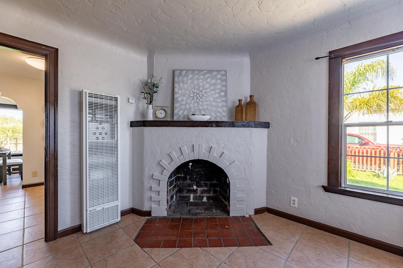 Detail Gallery Image 17 of 22 For 1015 Connely St, Salinas,  CA 93905 - 2 Beds | 1 Baths