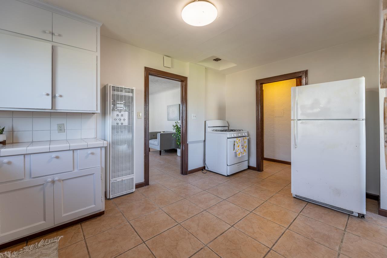 Detail Gallery Image 6 of 22 For 1015 Connely St, Salinas,  CA 93905 - 2 Beds | 1 Baths