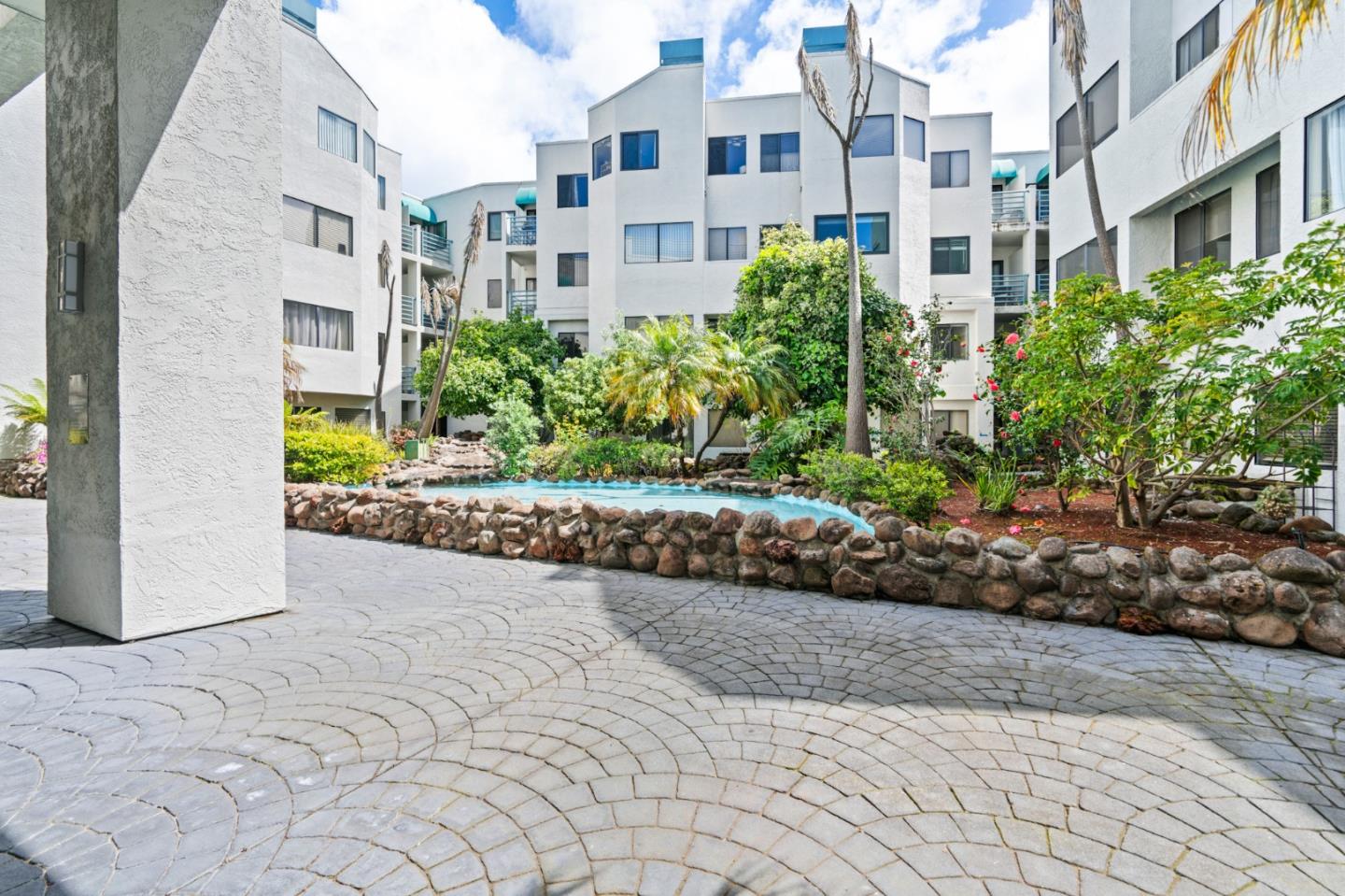 Detail Gallery Image 37 of 52 For 320 Peninsula Ave #220,  San Mateo,  CA 94401 - 2 Beds | 2 Baths