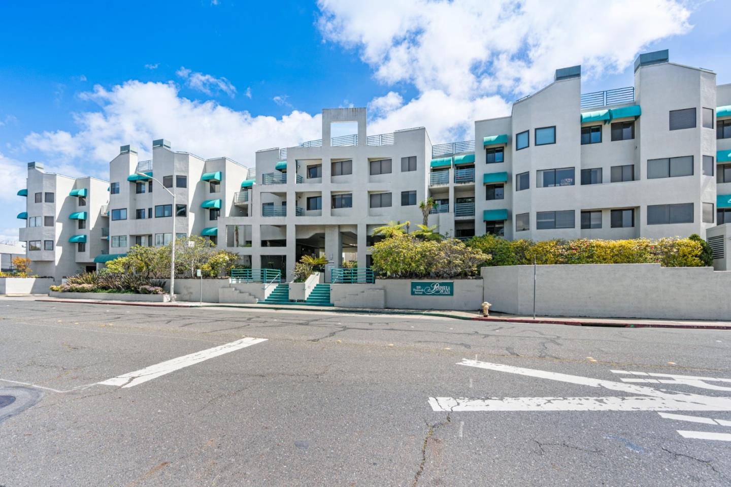 Detail Gallery Image 44 of 52 For 320 Peninsula Ave #220,  San Mateo,  CA 94401 - 2 Beds | 2 Baths