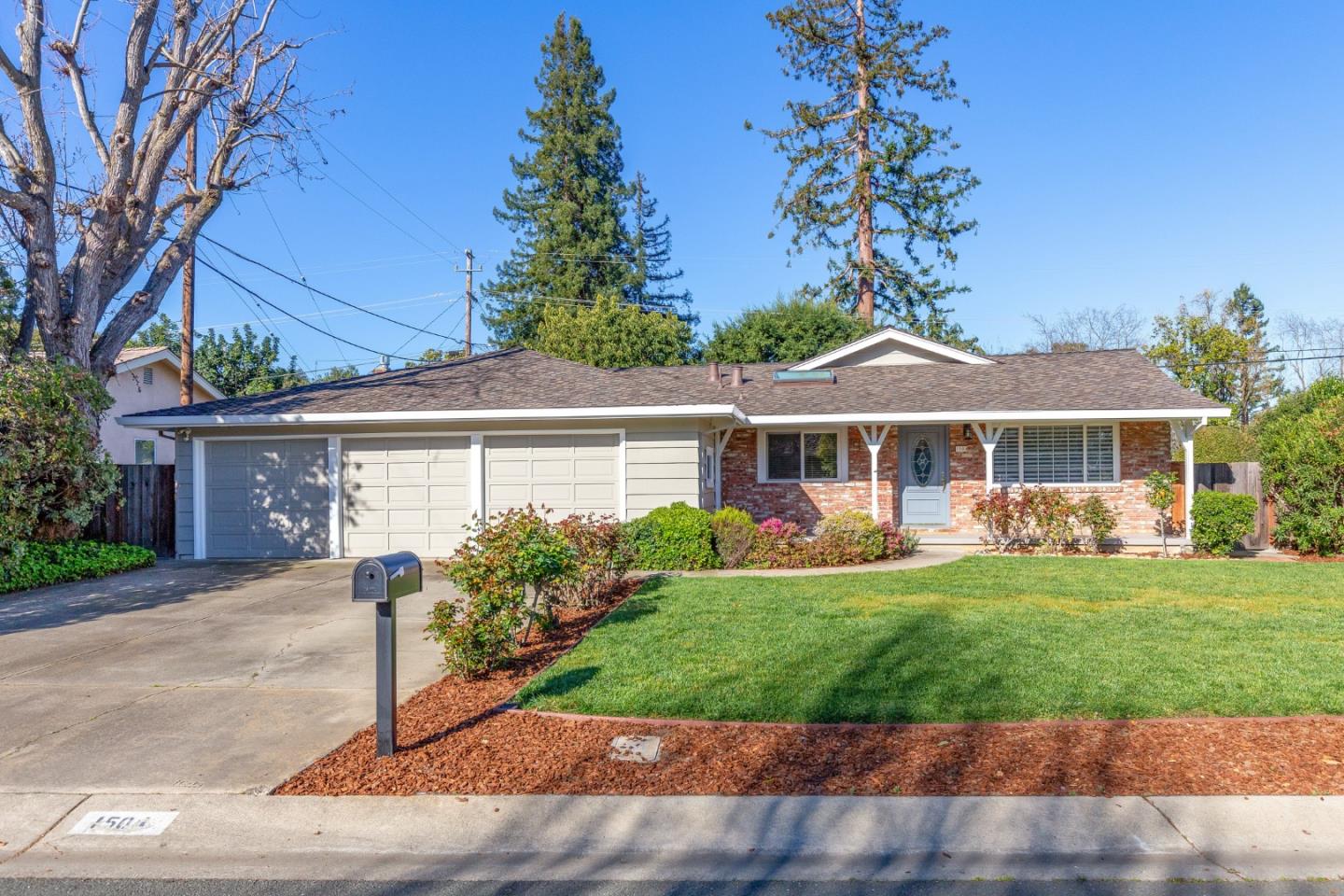 Detail Gallery Image 1 of 1 For 1504 Marlbarough Ave, Los Altos,  CA 94024 - 4 Beds | 2/1 Baths