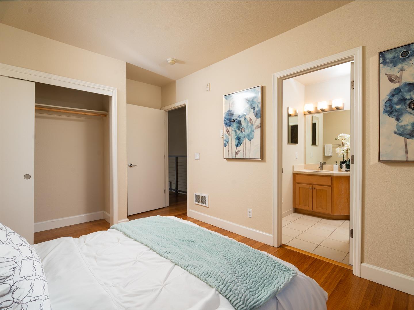 Detail Gallery Image 11 of 14 For 1765 E Bayshore Rd #215,  East Palo Alto,  CA 94303 - 1 Beds | 1/1 Baths